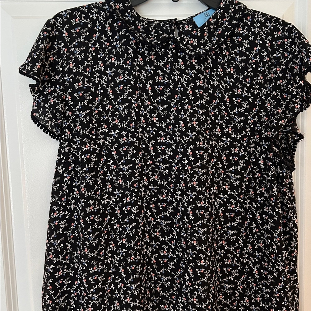 Floral Black Blouse with Ruffle Sleeves